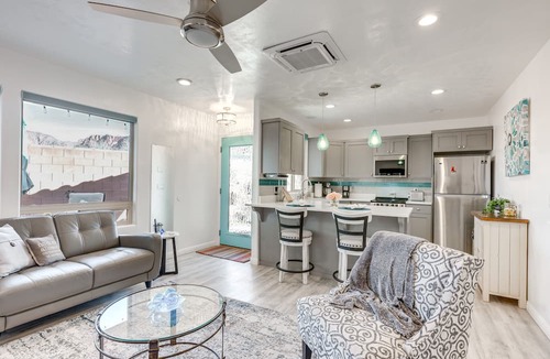 Ivins Cottage | Stylish Ivins Hideaway w/ Patio + Mountain Views!