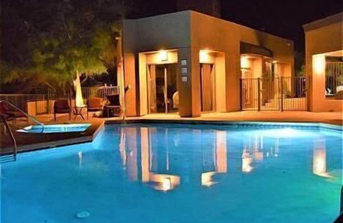 Tucson Condo | Amazing Mountain Views from this 2nd Floor Large 2 Bedroom in Ventana Canyon!