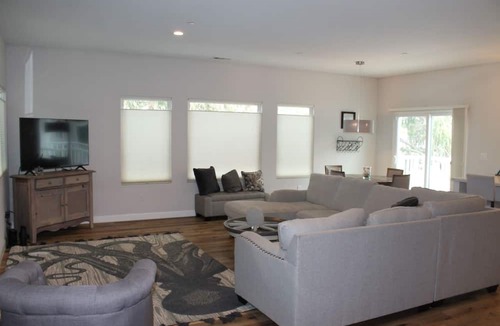 Morro Bay House | Beautiful Townhome in Downtown Morro Bay