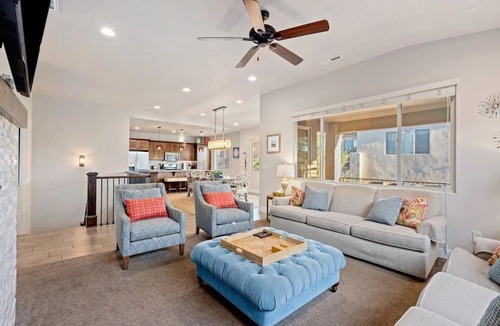 Santa Clara House | Entire Home - *Paradise Pools* Two King Suites*