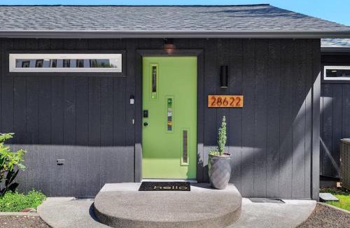 Matlock House | Seal Cove