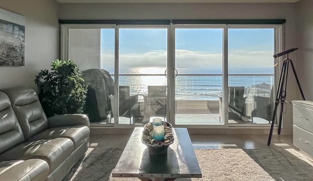 SensetViews-JollaExcellence-Indoorpool&BeachAccess