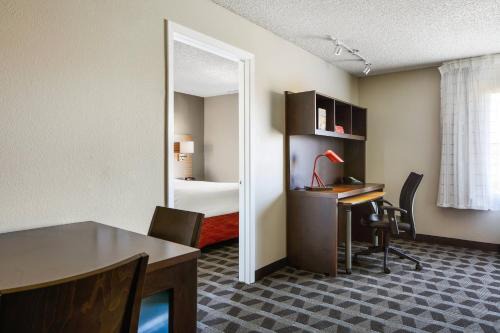 Towneplace Suites Tempe At Arizona Mills Mall 